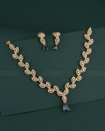 Gold-Toned Floral Designed AD Necklace 1533