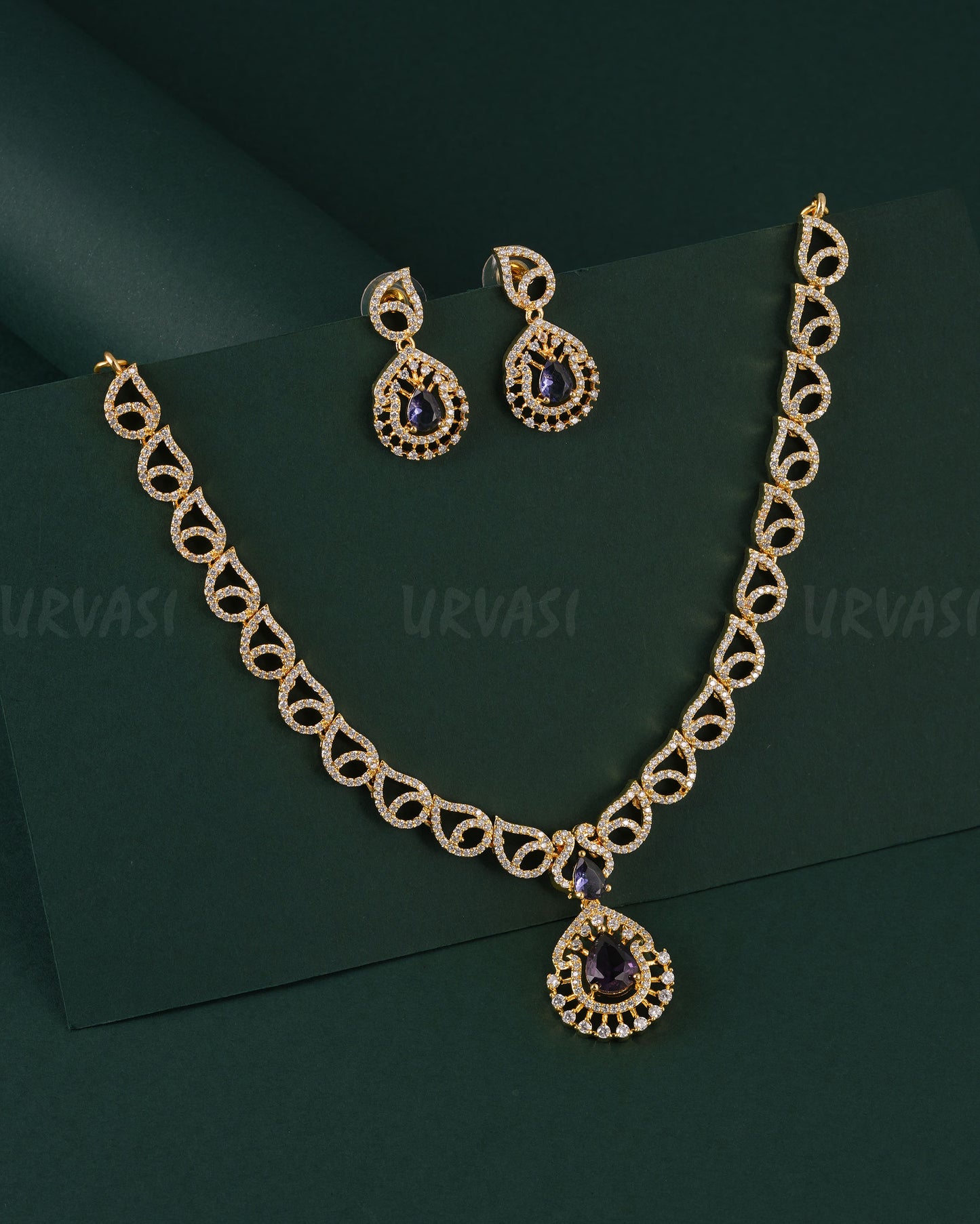 Gold-Toned Floral Tear-Drop Pendant AD Necklace 1546