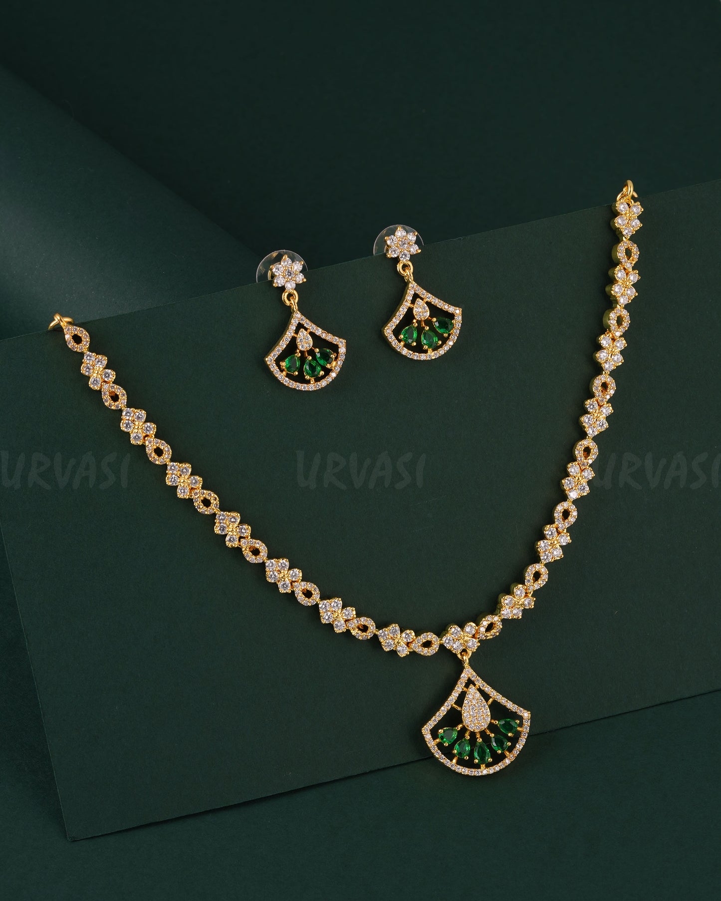 Gold-Toned Floral AD Necklace 1536