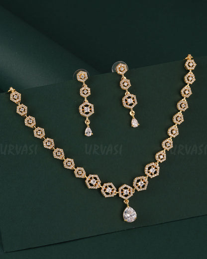 Gold-Toned Floral Stone-Studded AD Necklace 1535