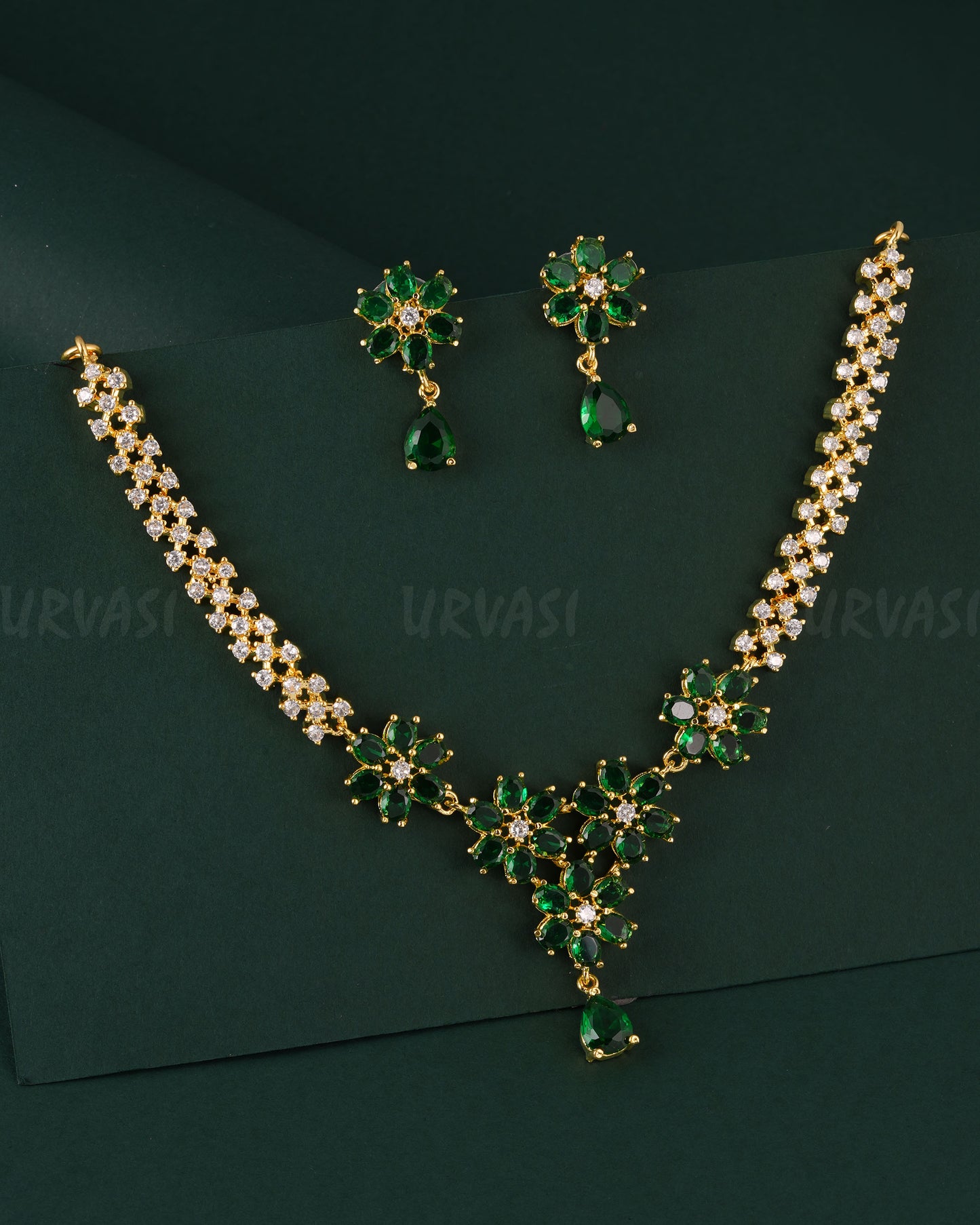 Gold-Polish Floral Pendant AD Necklace 1542