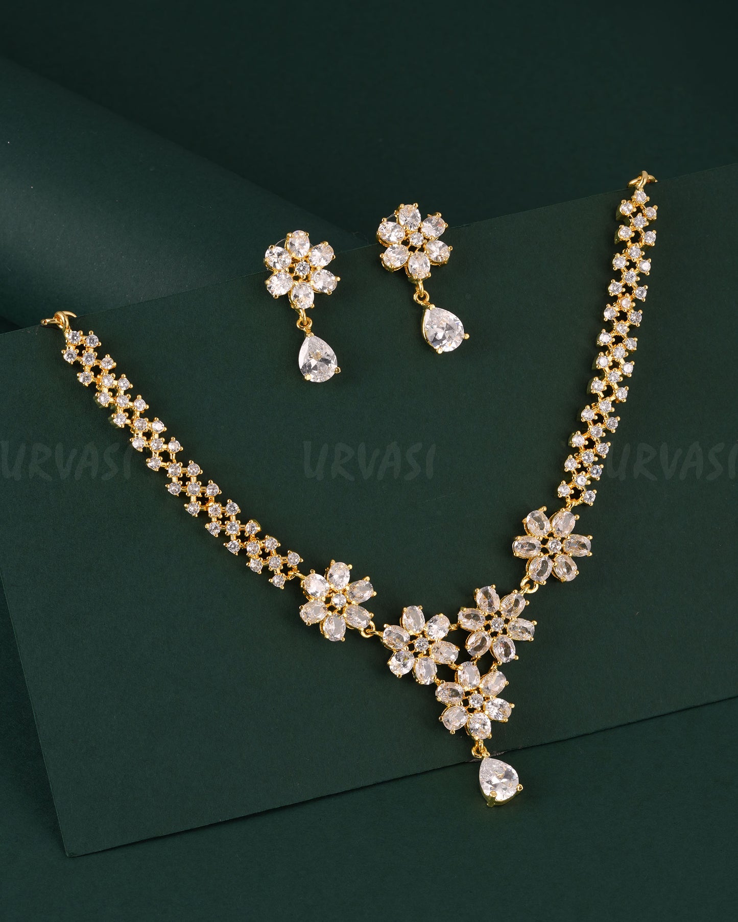 Gold-Polish Floral Pendant AD Necklace 1542
