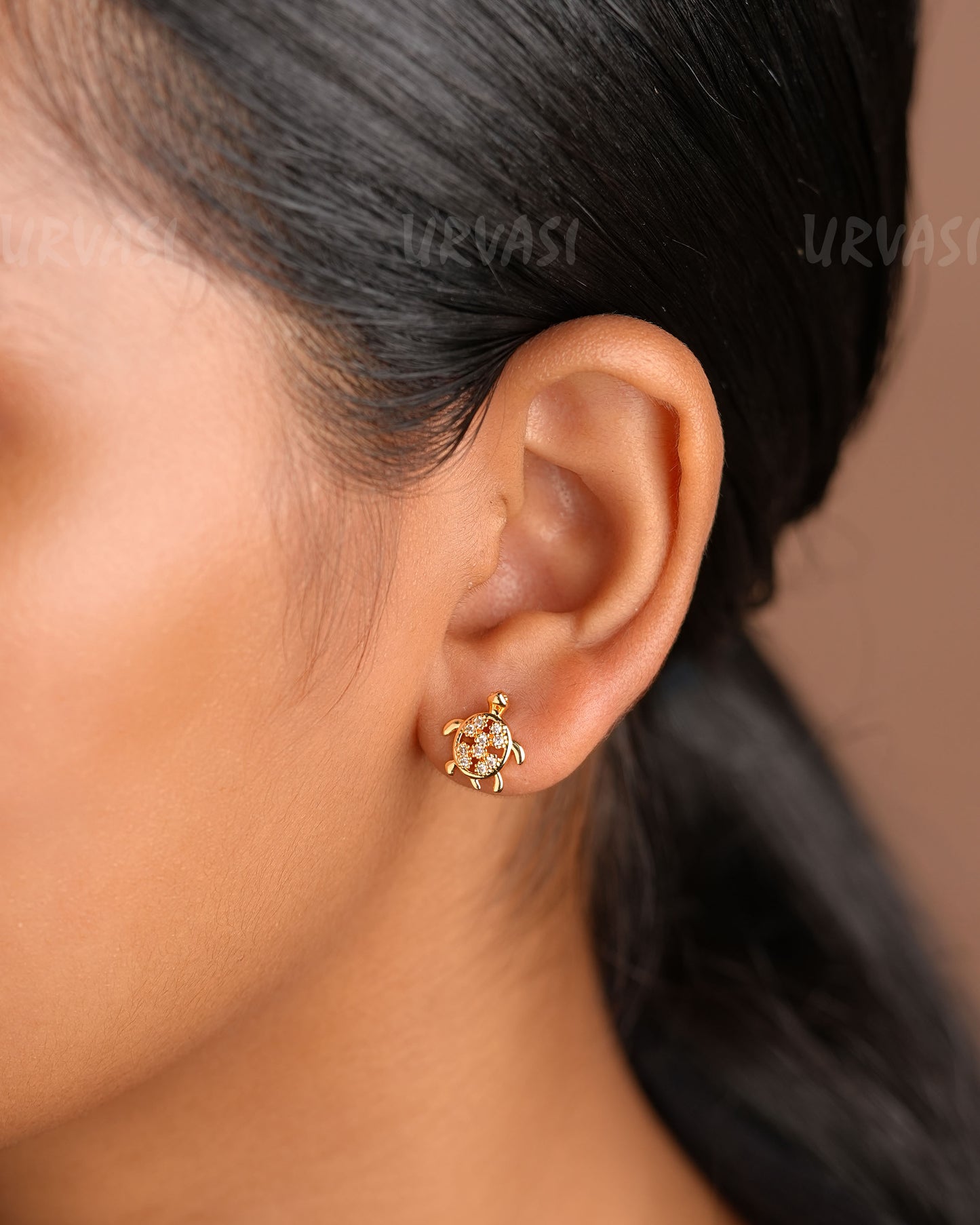 Minimal Tortoise-Designed AD Earrings ER 324