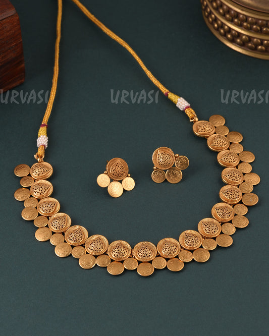 Gold  Polish Lakshmi Kashu Floral Necklace 1633