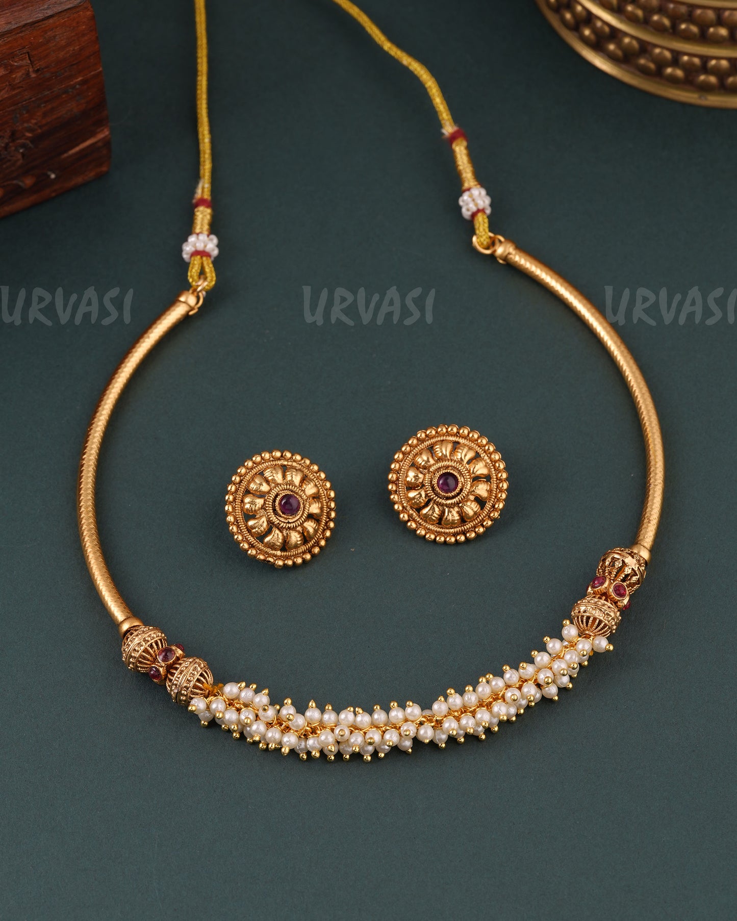 Gold-Polish Beaded Ghungroo Choker Necklace 1629