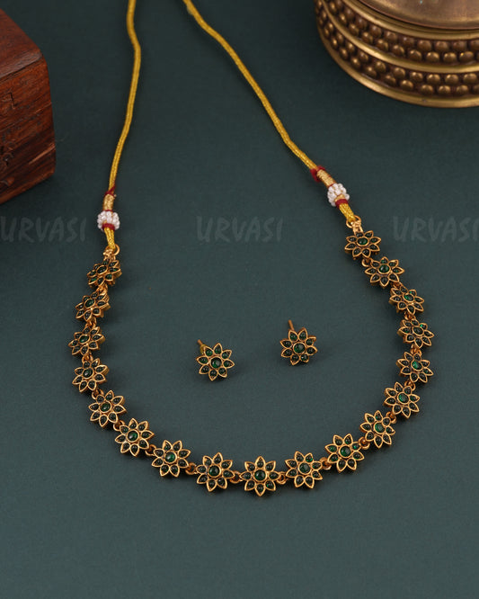 Gold-Toned Floral Stone-Studded Choker Necklace 1653