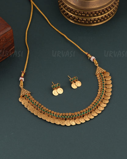 Gold -Toned Floral Designed Kassu Necklace 1657