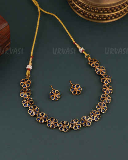 Gold -Toned Floral Designed  Choker Necklace 1645