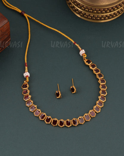 Gold-Toned Palakka Version Box-Designed Necklace 1650