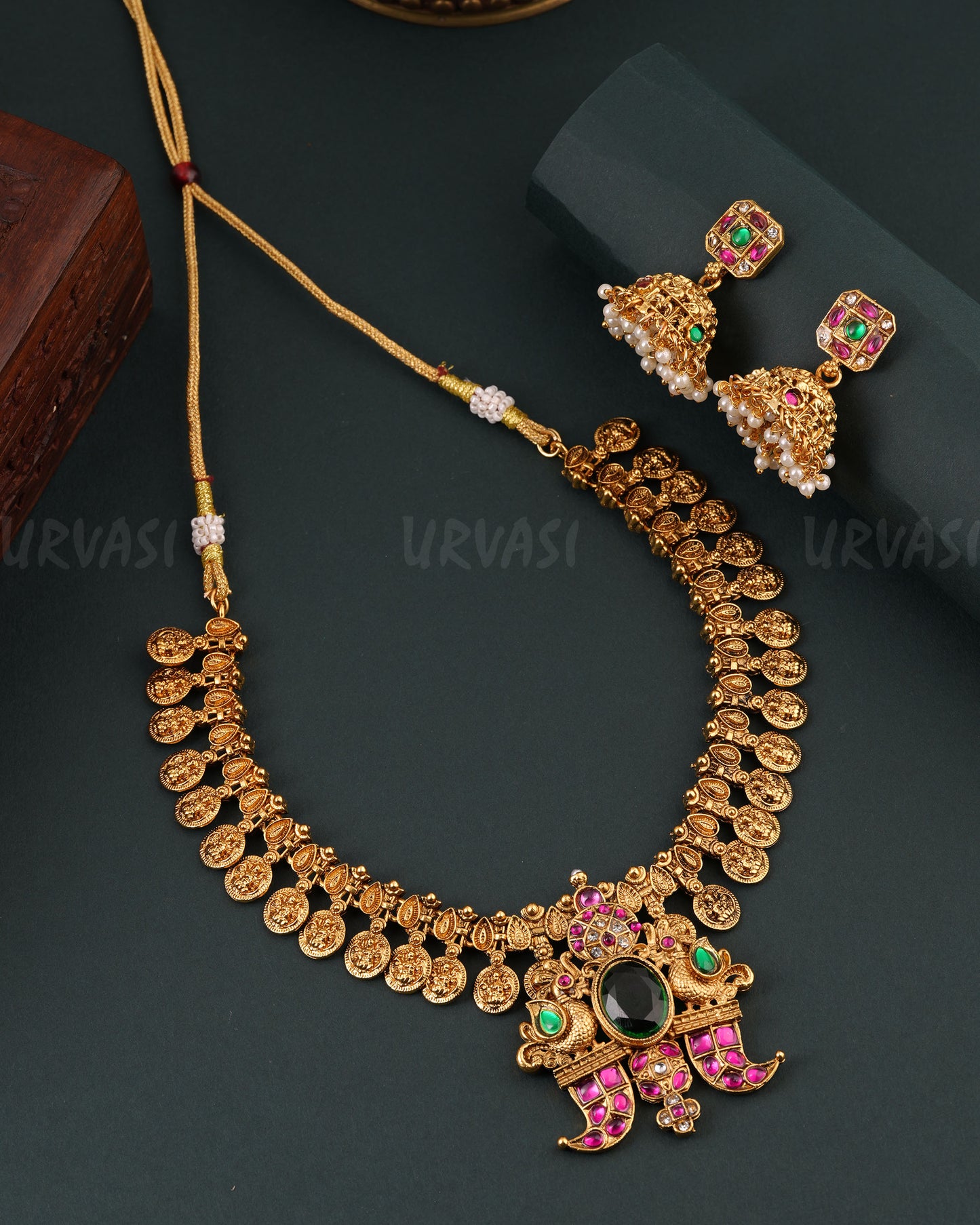 Gold-Toned Floral Lakshmi Kaasu Necklace 1682