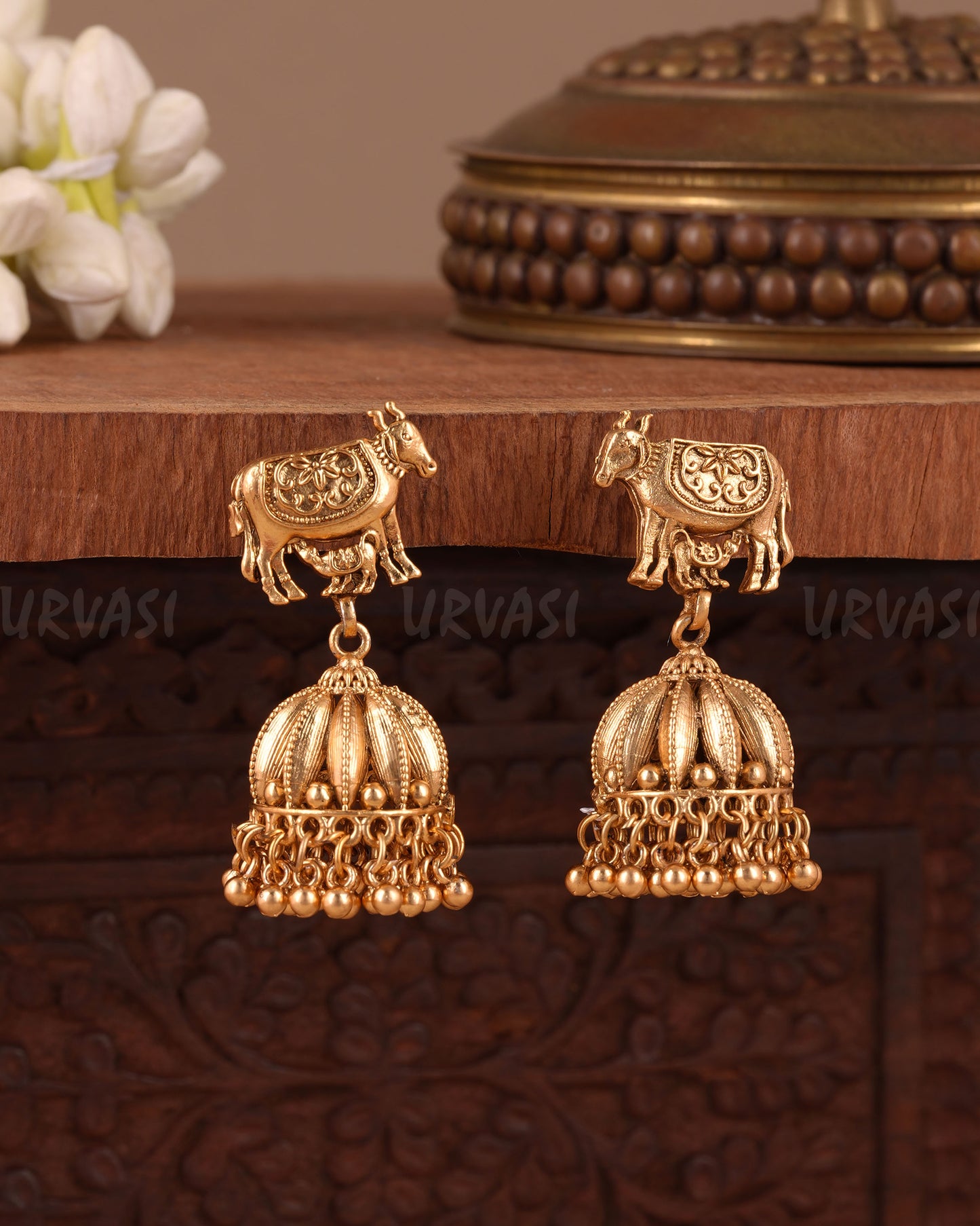 Gold-Polish Traditional Nandi Jhumka Earring ER  1060