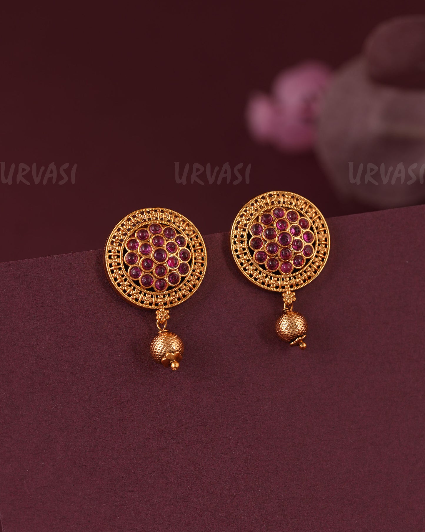 Gold-Toned Floral Kemp-Stud Earring ER 1146