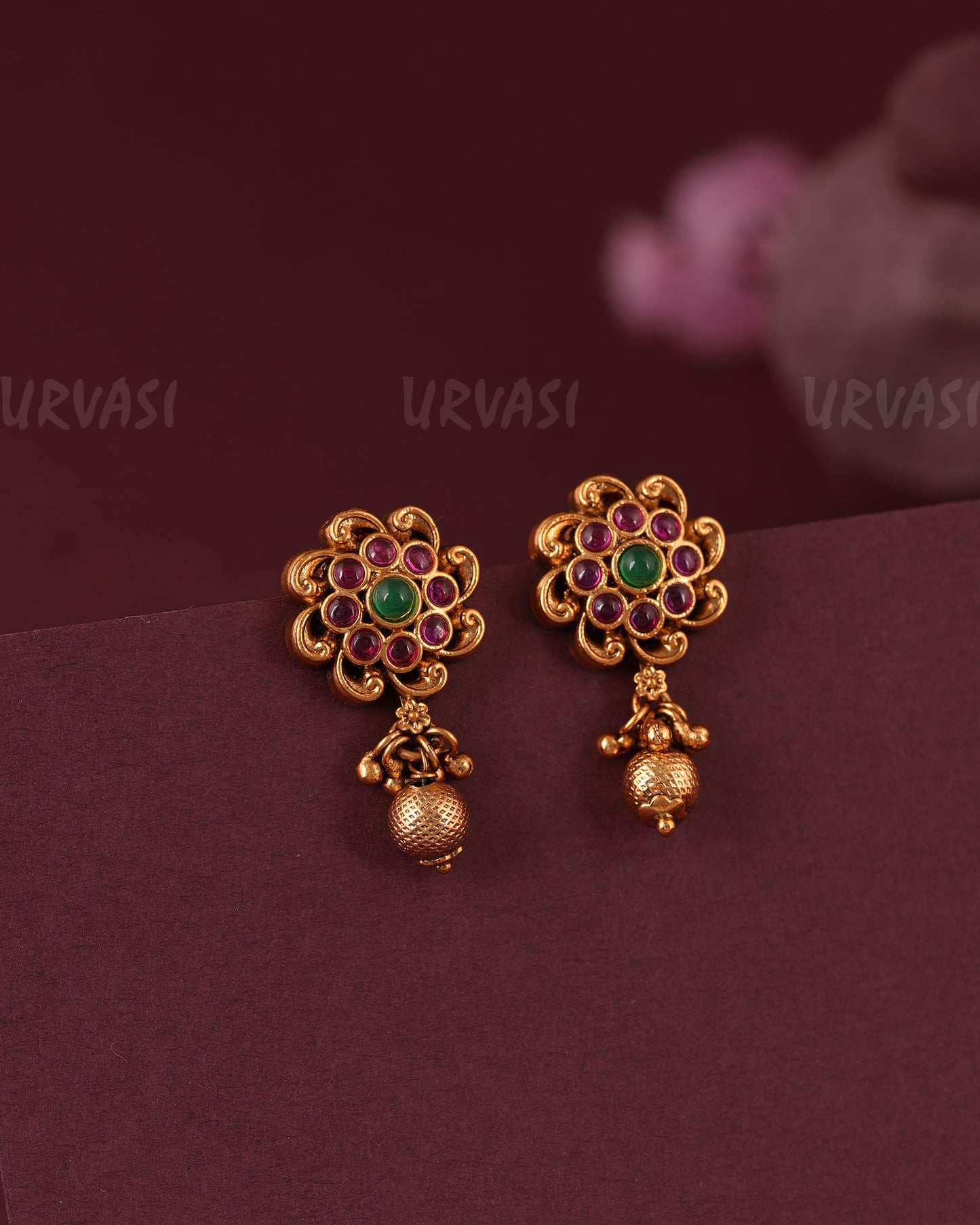 Gold-Toned Floral Kemp-Stud Earring ER 1141