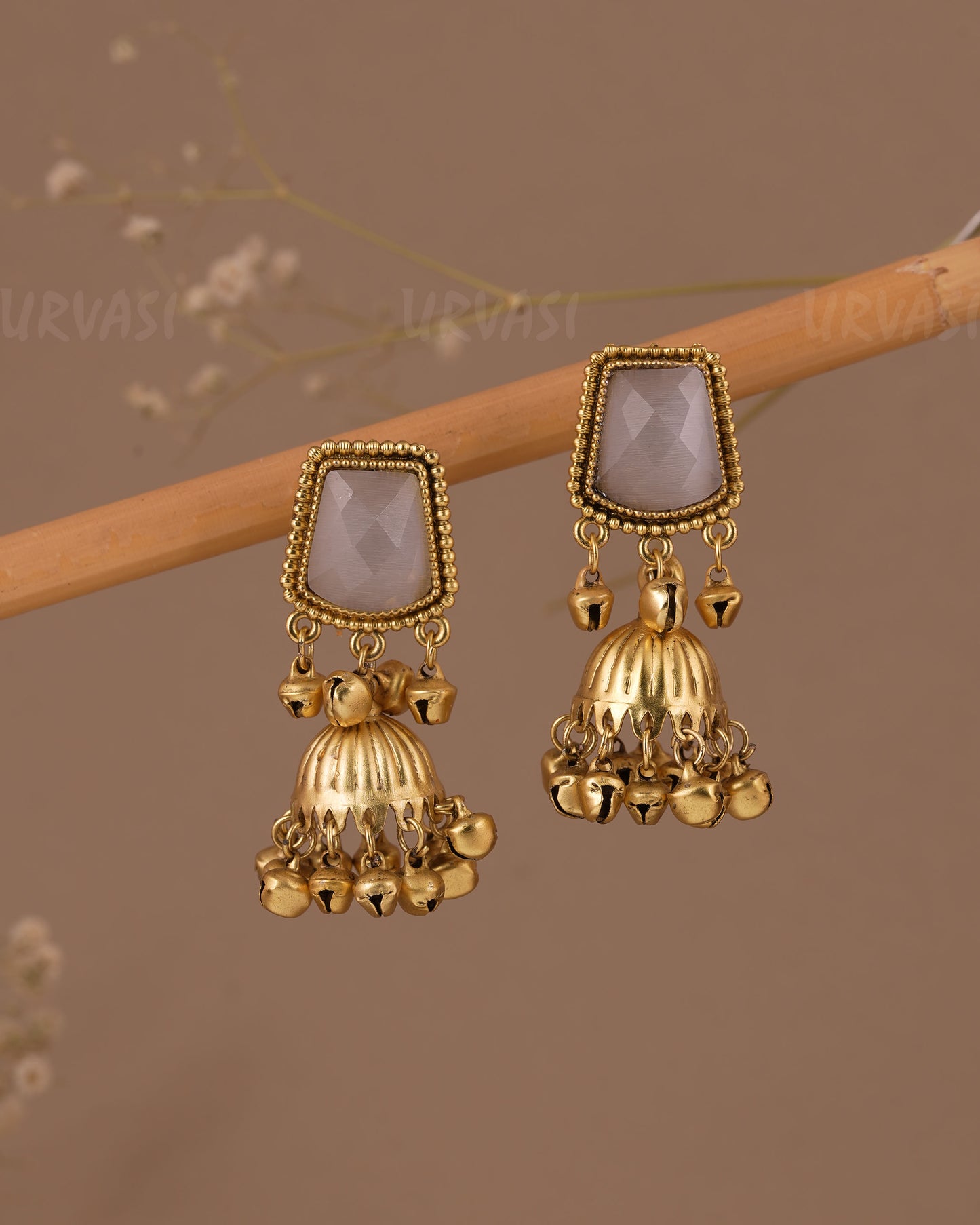 Gold-Toned  Kashmiri Ghungroo  Jhumka Earring ER 1090