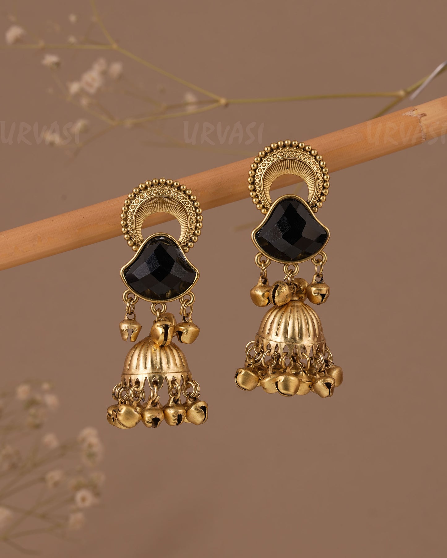 Gold-Toned Chandbali   Earring  ER 1084