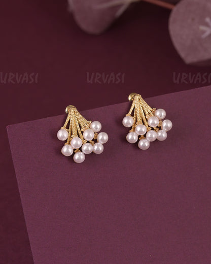 Cluster Pearl Earring ER  1240