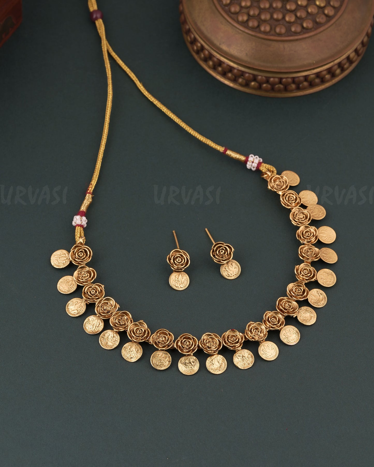 Gold-Floral Traditional Lakshmi Kaasu Choker Necklace 1749