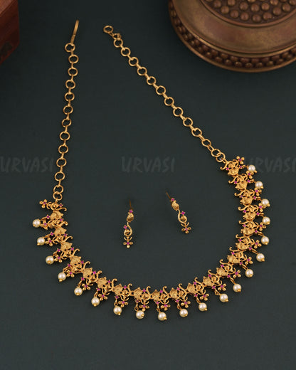 Gold-Toned Floral  Peacock Choker Necklace 1780
