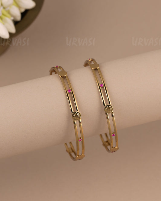 Mehendi-Polish  Traditional Lakshmi Kaasu Bangles (Set Of Two) BA 482