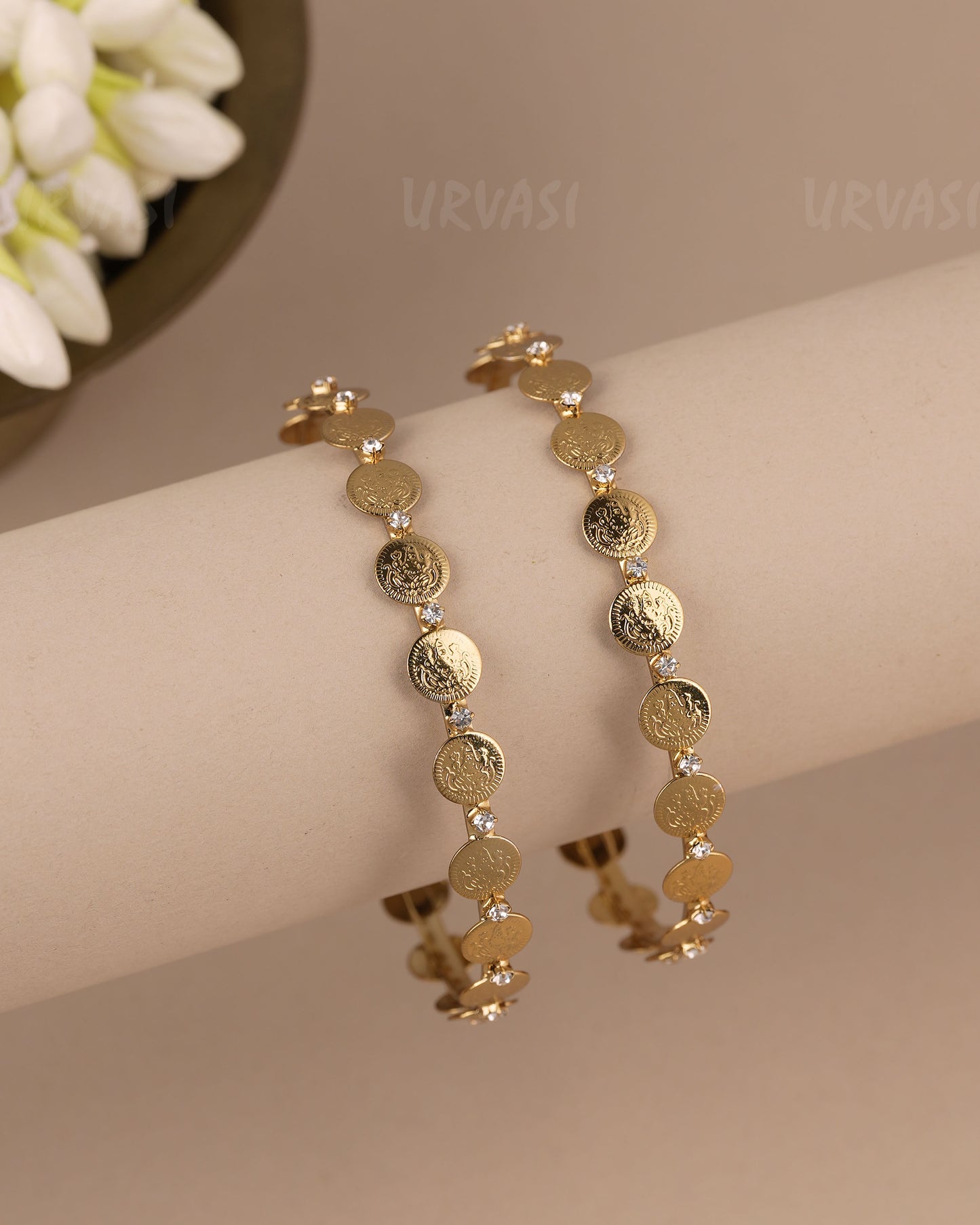 Mehendi-Polish Traditional Lakshmi Kaasu Bangles (Set Of Two) BA 483