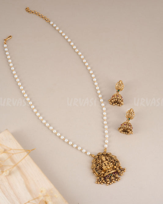 Long Necklace 560