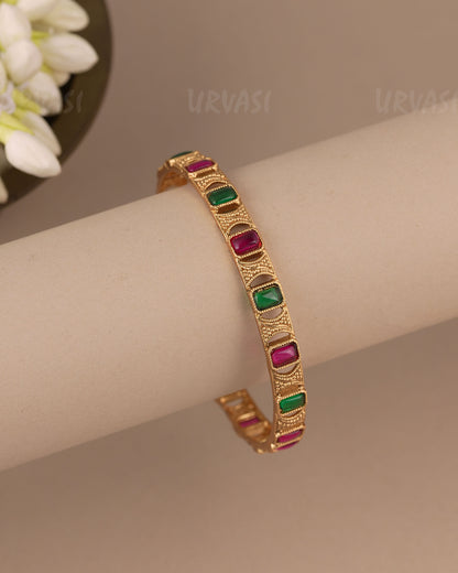 Gold-Toned Traditional  Kemp-Stone Bangles BA 481