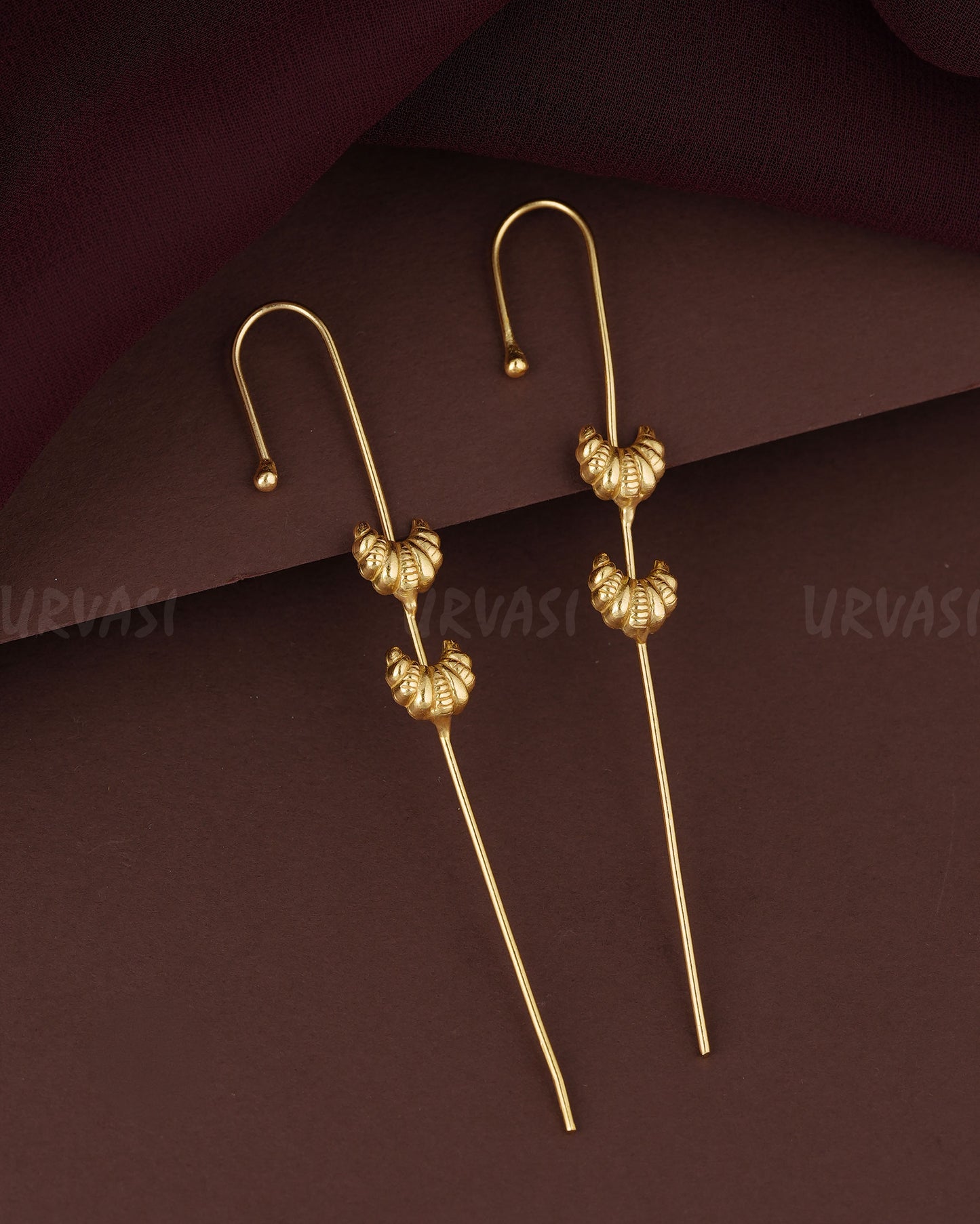 Gold-Toned Ear-Cuff Earring ER 1210