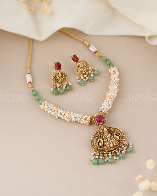Gold-toned Lakshmi Pearl Necklace 589
