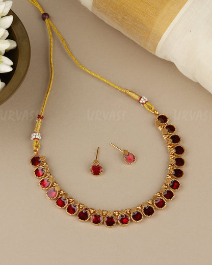 Gold-Toned Non-Idol Necklace 1839