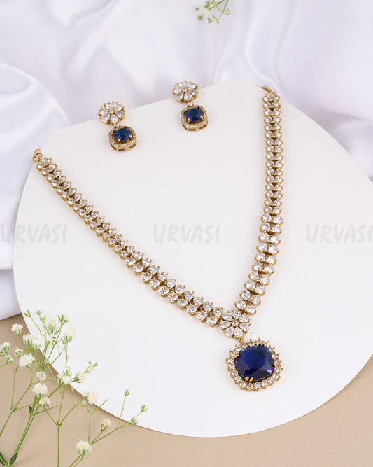 Necklace 685