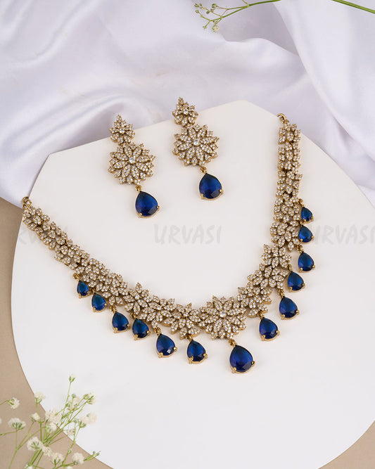 Necklace 699