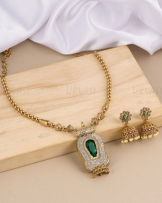 Amrita Kalash Gold Polish Emerald Necklace 698