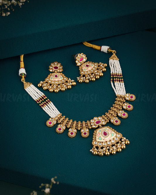 Necklace 712