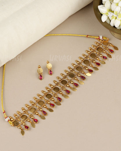Gold-Toned Traditional  Lakshmi  Kaasu Ilakkathali Choker Necklace  1851