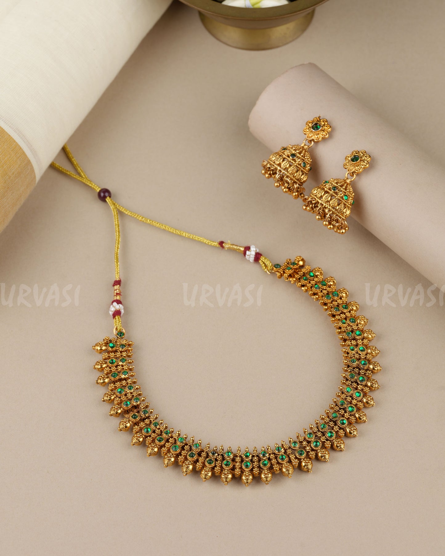 Gold-Toned  Non-Idol Necklace  1872