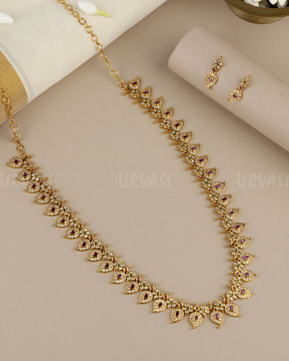 Gold-Toned  Floral Mango Necklace 1897