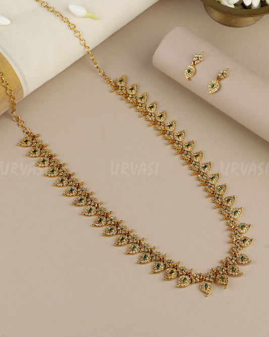 Gold-Toned  Floral Mango Necklace 1897