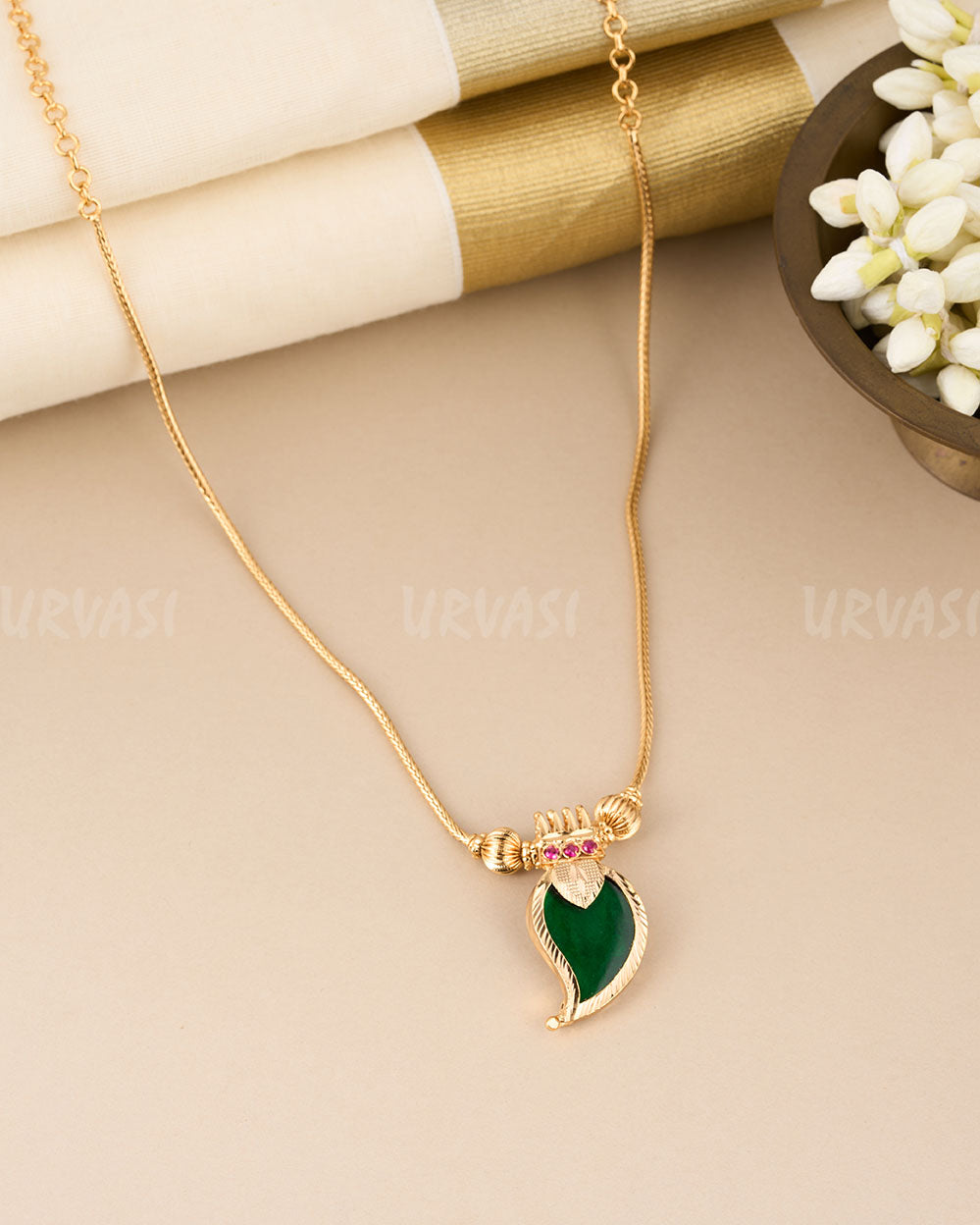 Mango Necklace 742