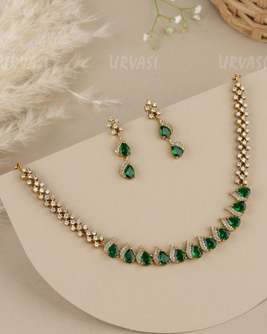 Mehendi Polish  Pear-Cut Emerald Stone  AD Necklace  1941