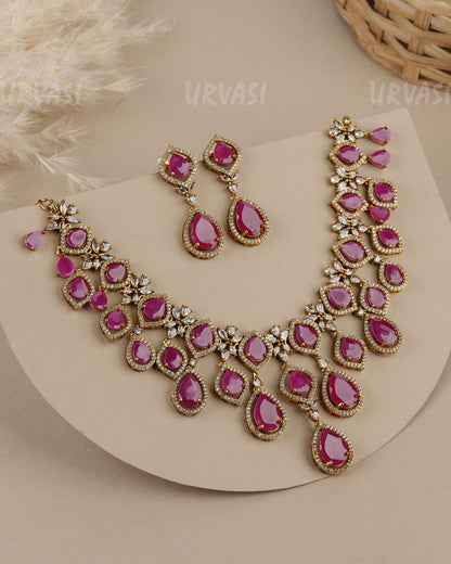 Premium  Victorian Style-Teardrop  AD Necklace  1923
