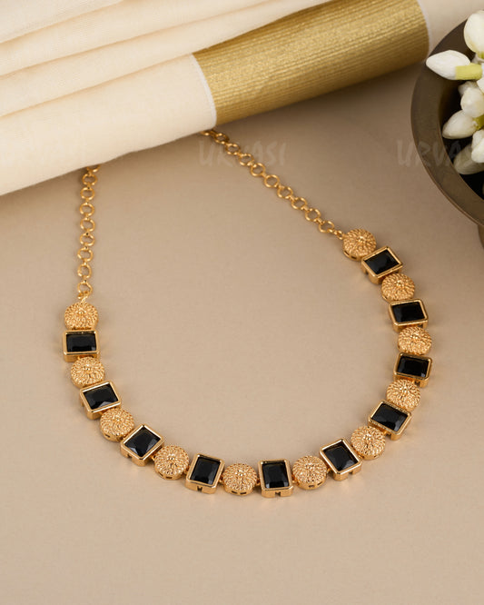 Gold Polish Black Stone Floral Necklace 764