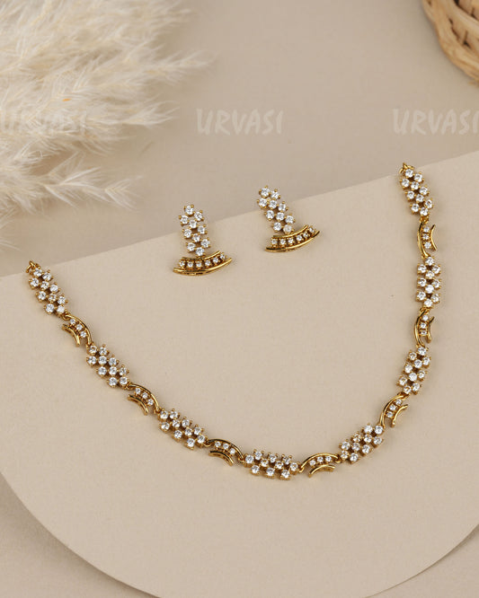 Mehendi Polish  Cluster Design AD Necklace 1957
