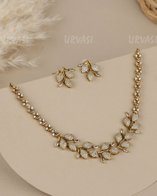 Mehendi Polish   Asymmetric  Leaf-Vine AD Necklace 1935