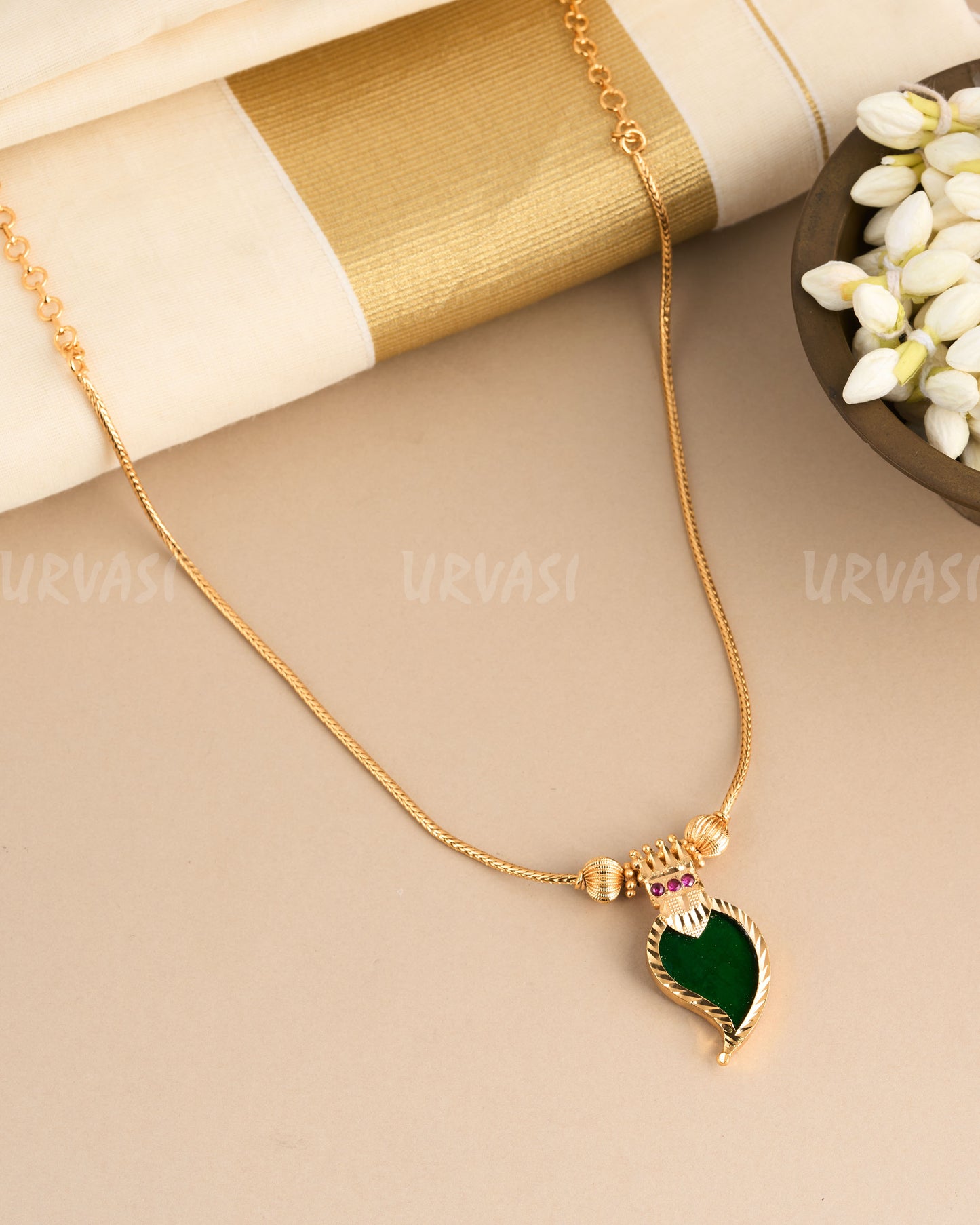 Mango Necklace 303