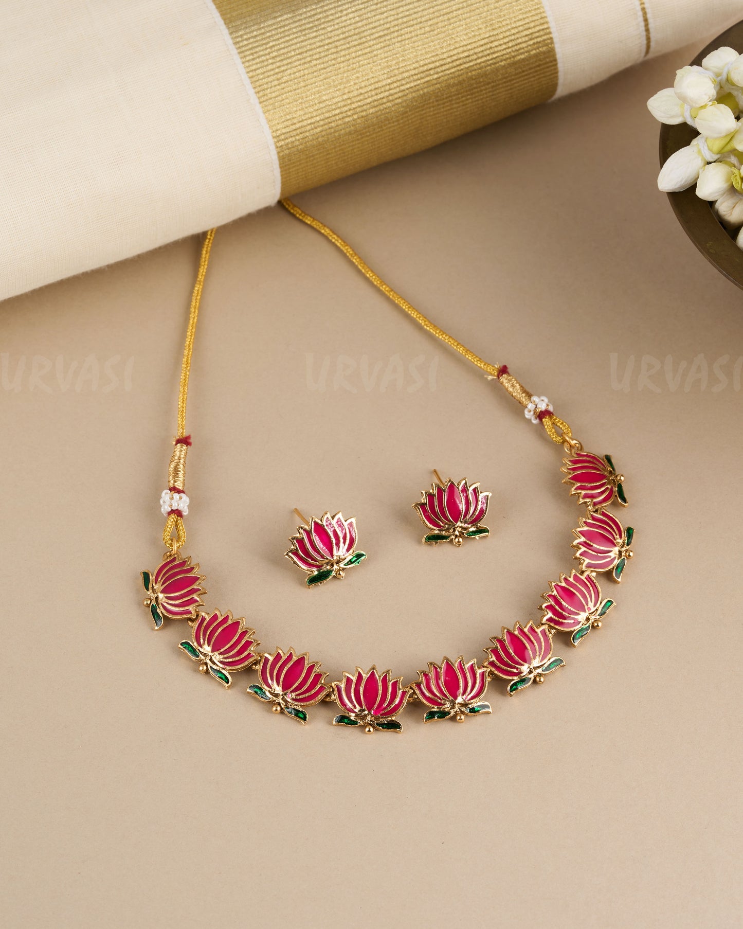 Necklace 800