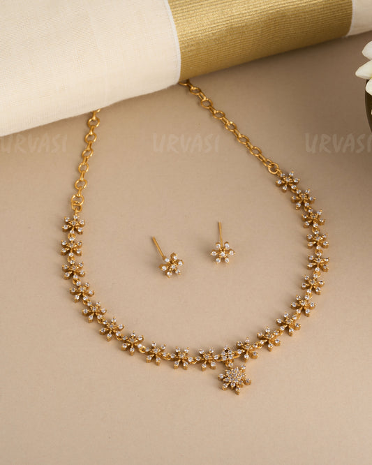 Gold Polish Star-Designed Necklace 796