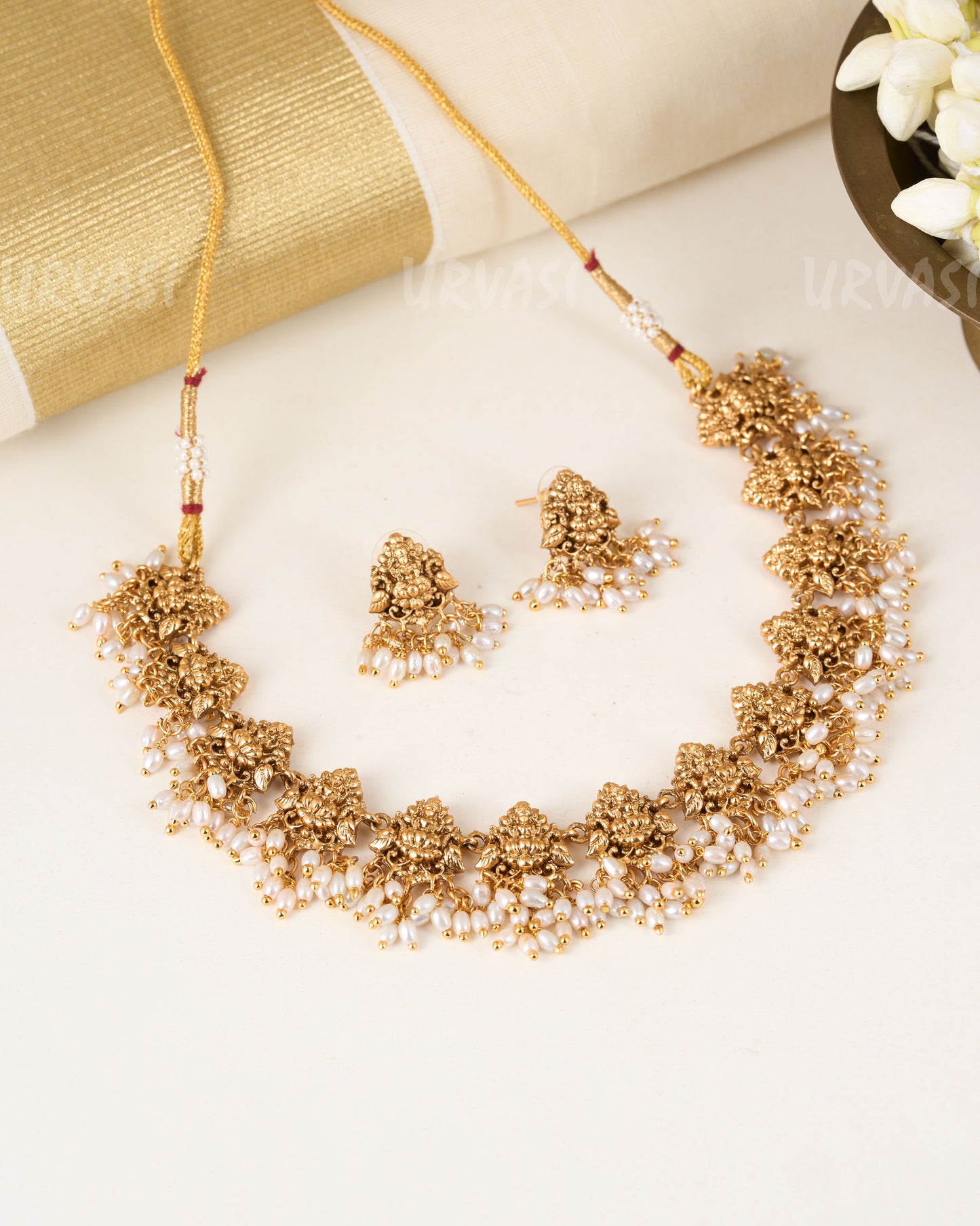 Gold-Toned Temple Beaded  Necklace 008