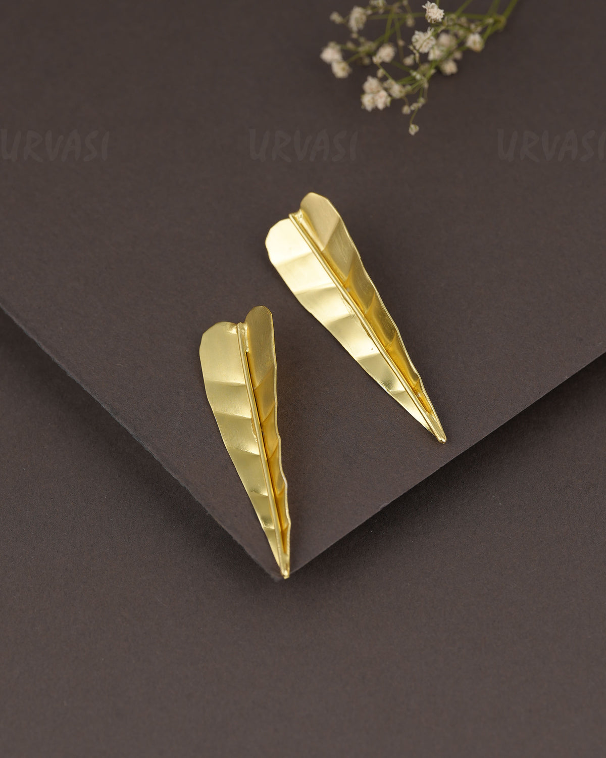 Gold-Polish Leaf-Shaped Earrings ER 1295