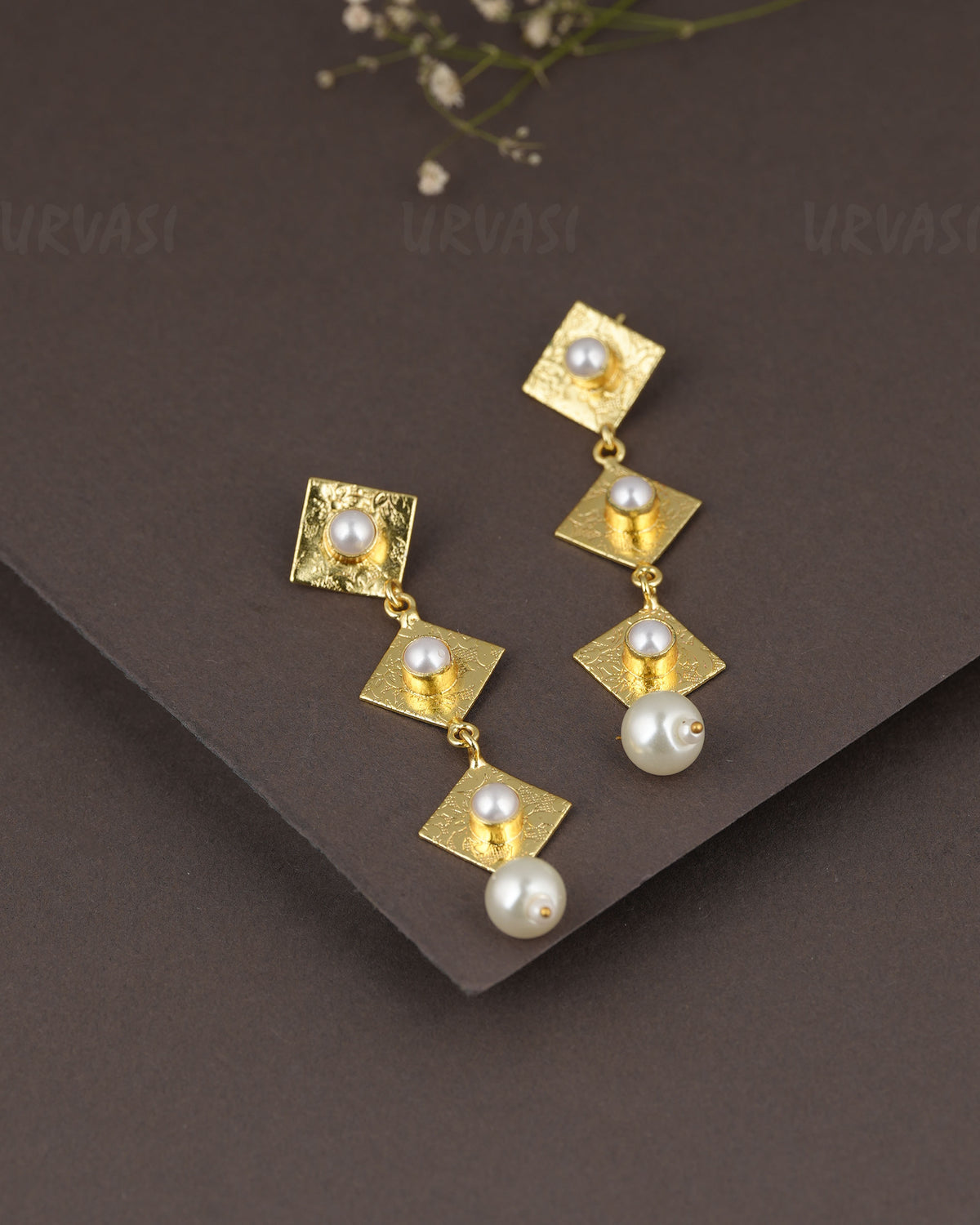 Gold-Polish Tiered Geometric Pearl Earring ER  1278