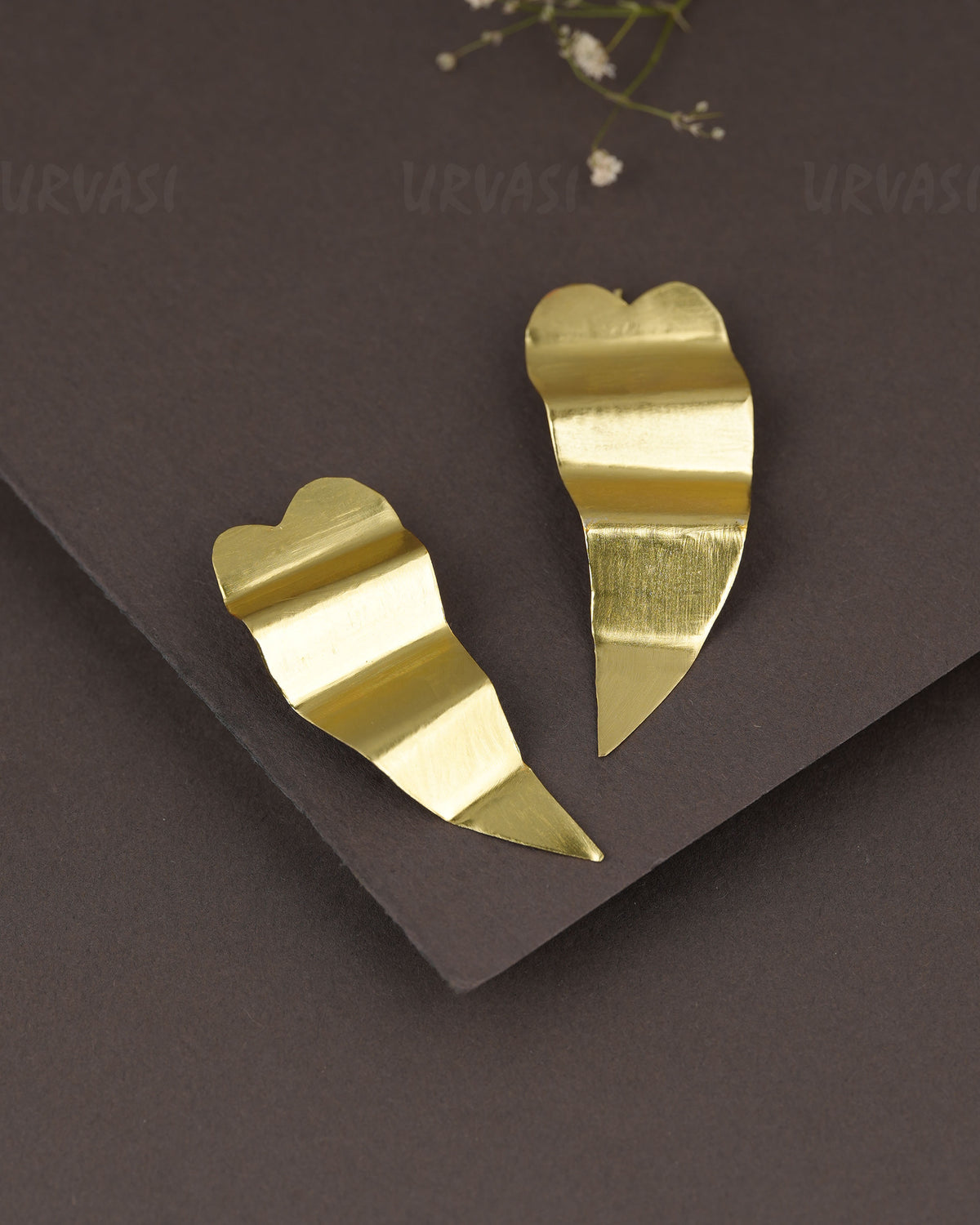 Gold-Polish Wavy-Shape Earring ER 1299